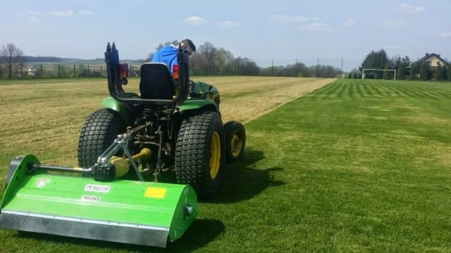 Jak zapobiegać chorobom i szkodnikom na murawie sportowej?